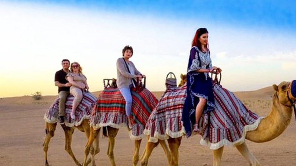 camel-ride-desert-safari-dunebuggydubai