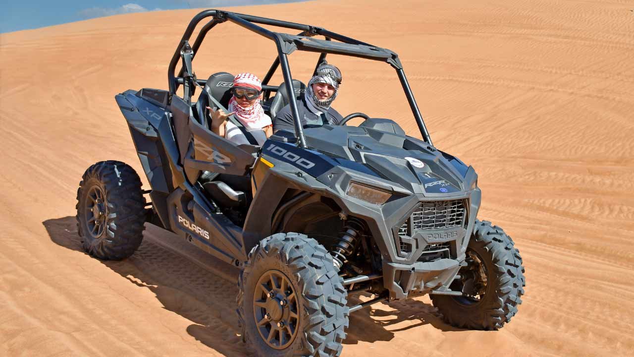 Polaris buggy Dubai desert tour